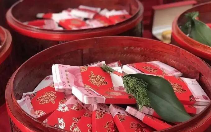 男方在訂立婚約后悔婚，起訴要求女方返還彩禮